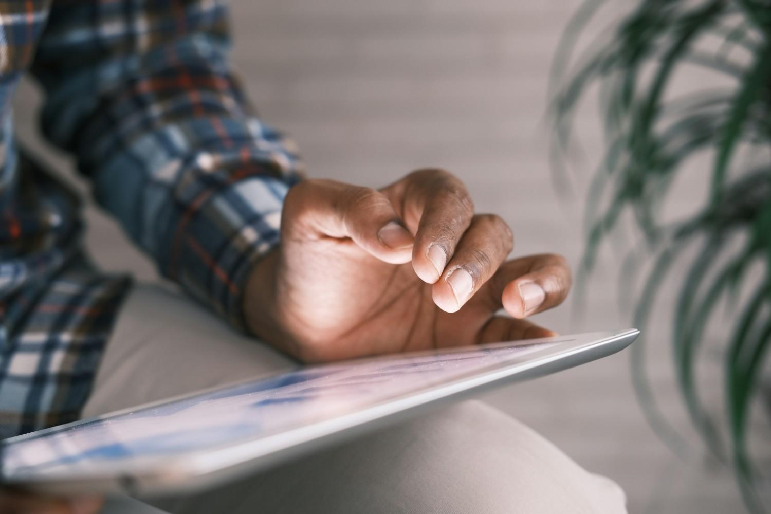 How to Manage Debt and Improve Your Credit Score