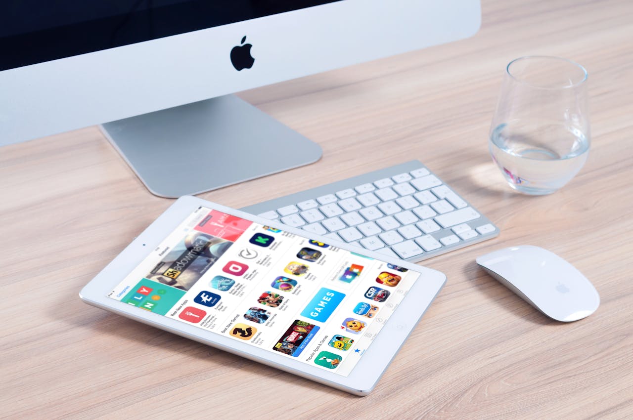 How I Landed My First Freelance Clients