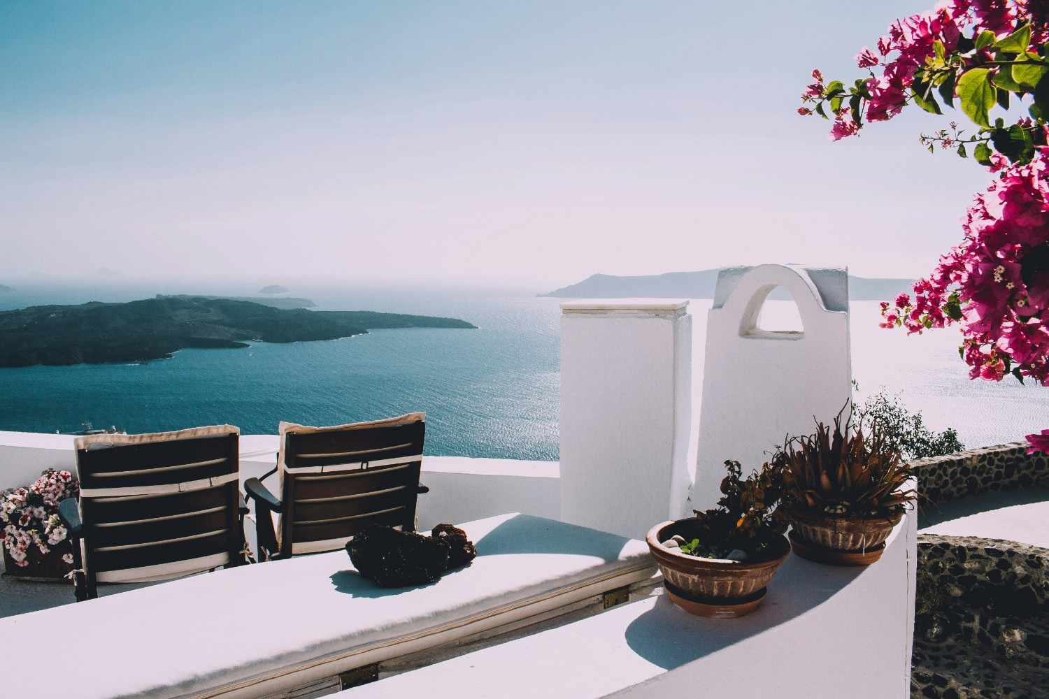 Traveling on a Budget: How to Explore the World Without Breaking the Bank