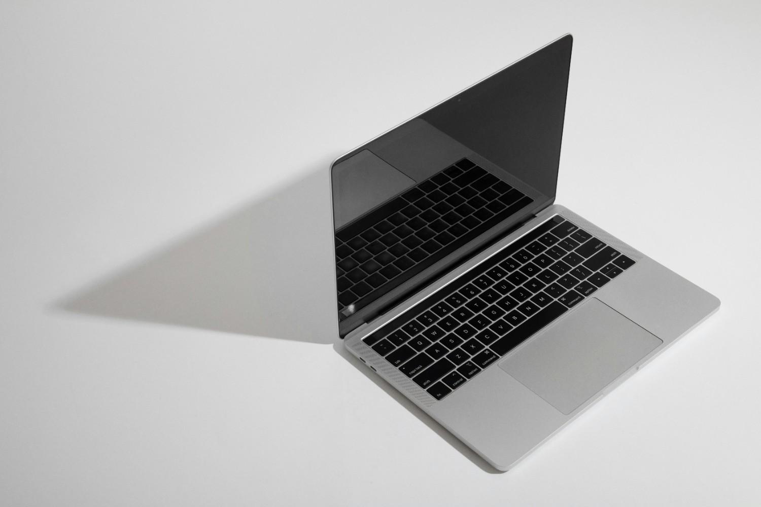 ASUS ZenBook S13 OLED