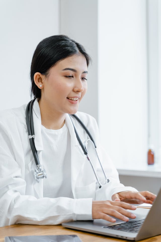 Dr. Rhea Sharma
